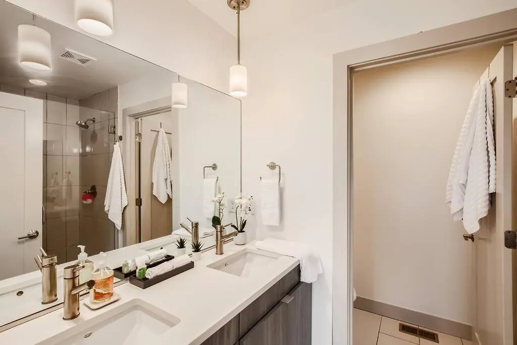 Upscale Townhome W/ Stunning Rooftop Views دنفر 0*,